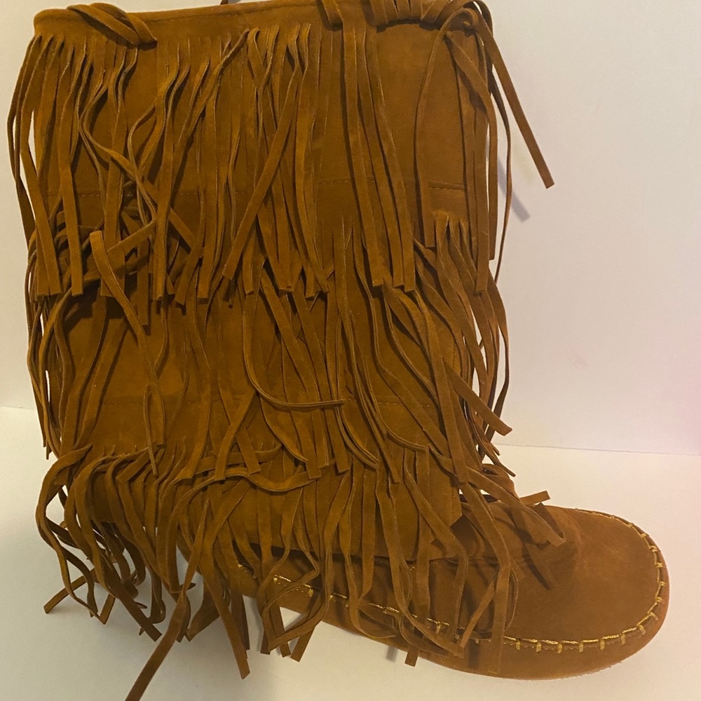 Women boots.
